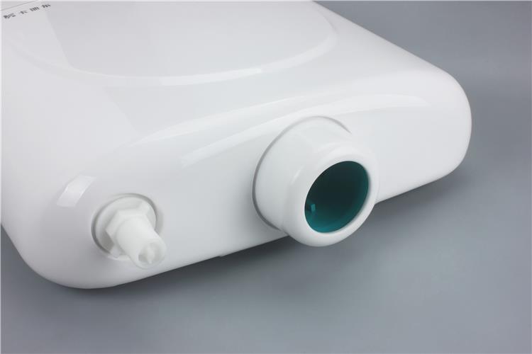 water tank for toilet flushing